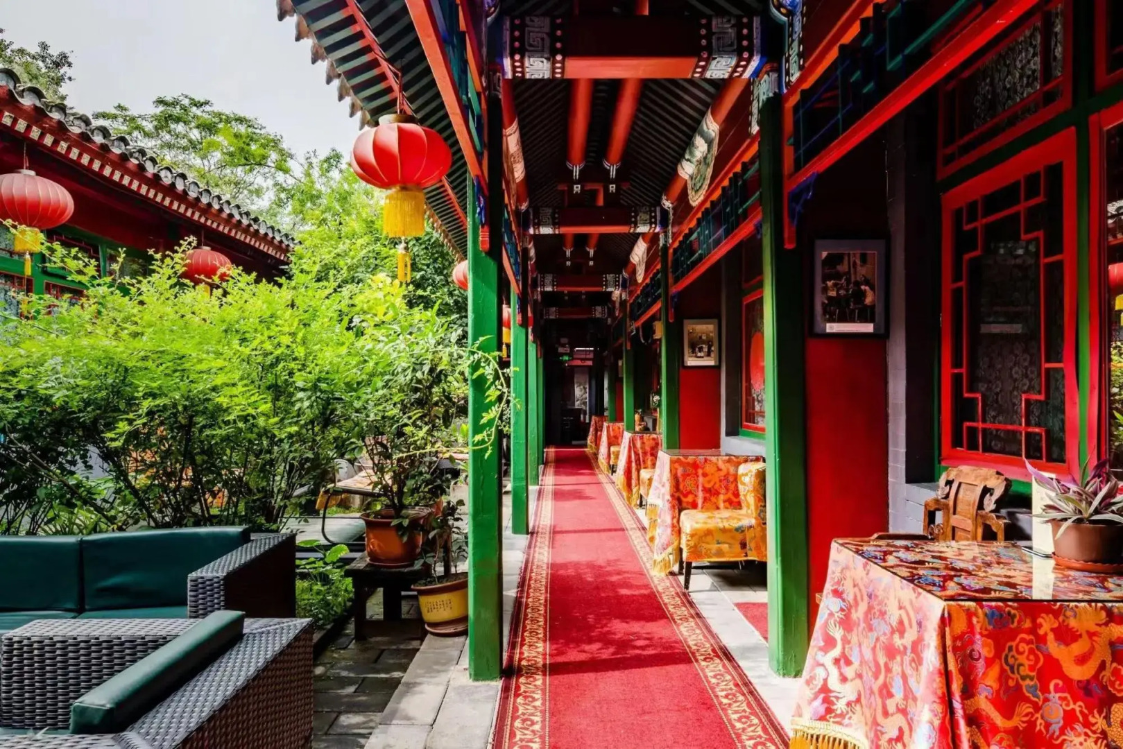 Double Happiness Beijing Courtyard Hotel