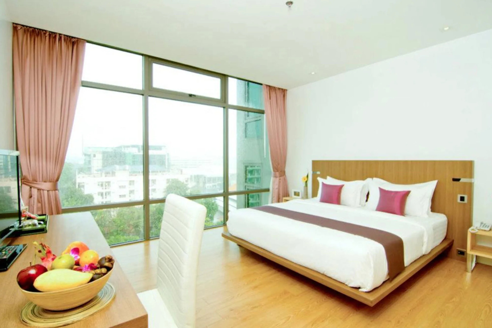 Seven Zea Chic Hotel