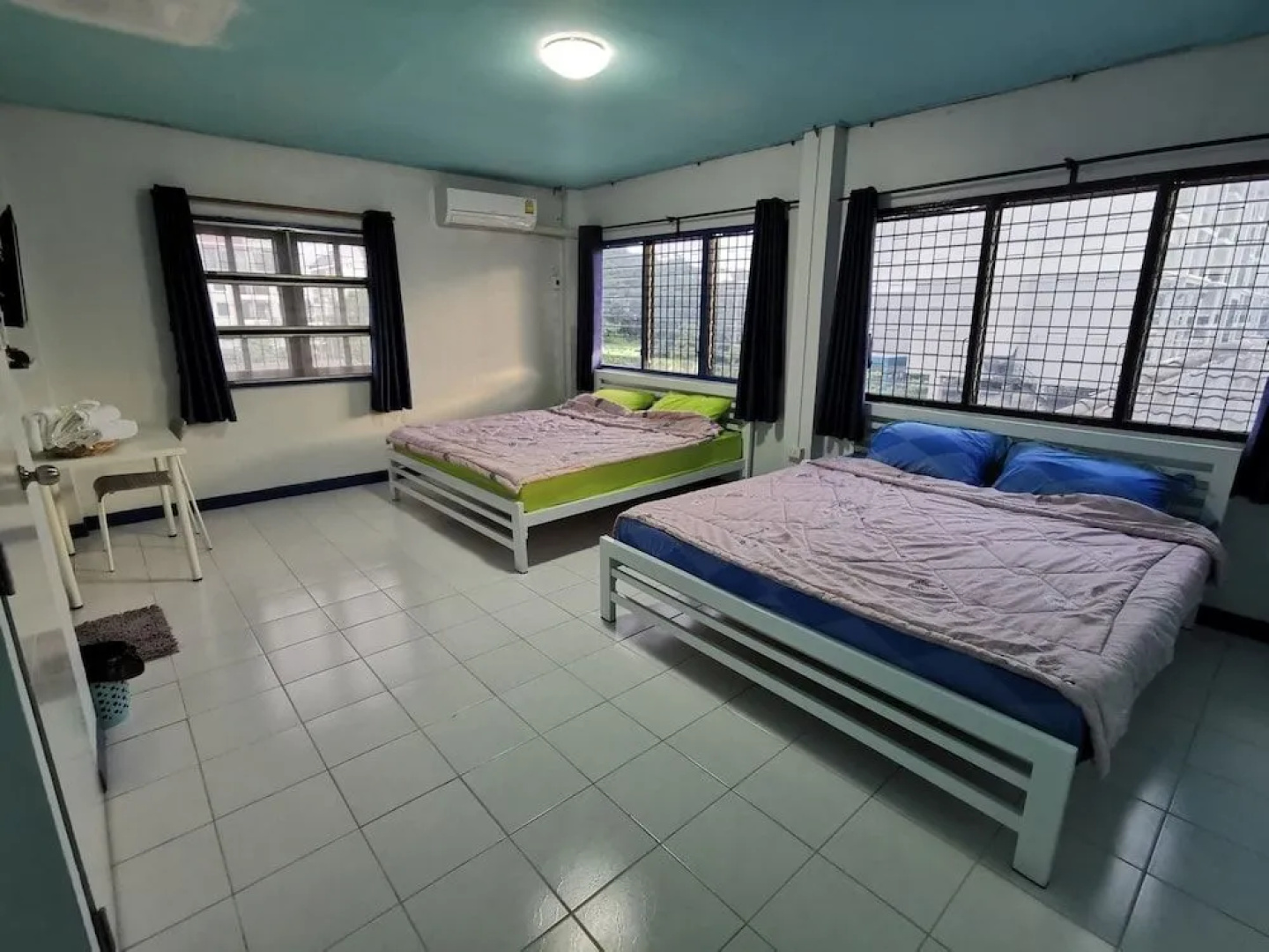 J Room Bangsaen