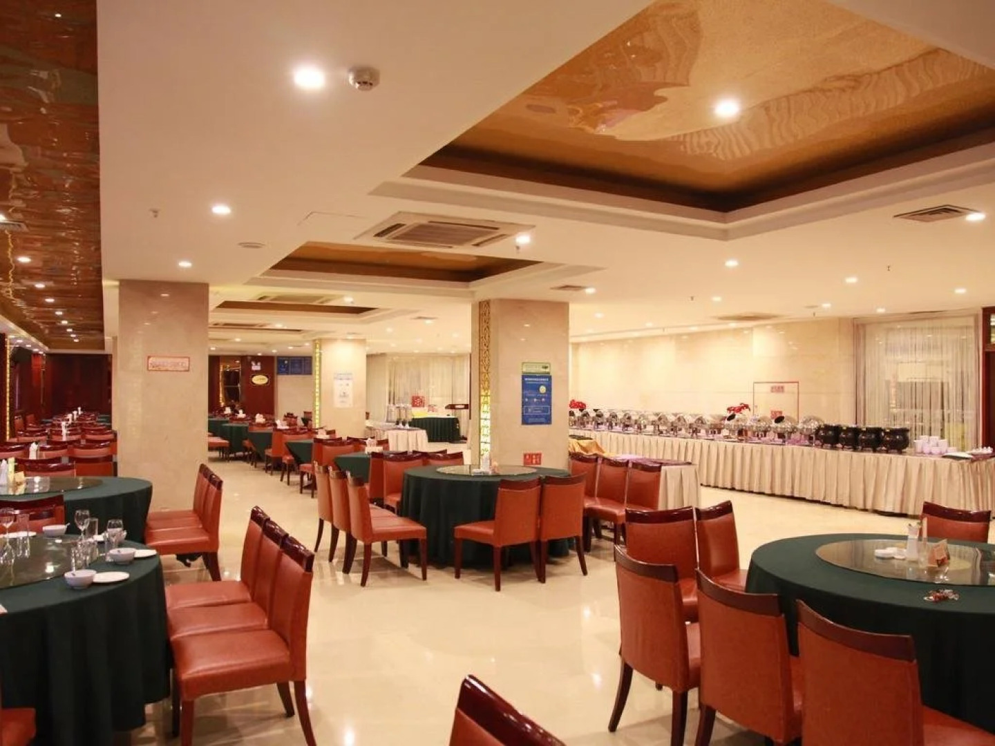 Luoyang Yingtianmen Xinyuan International Hotel (Luoyi Ancient City)