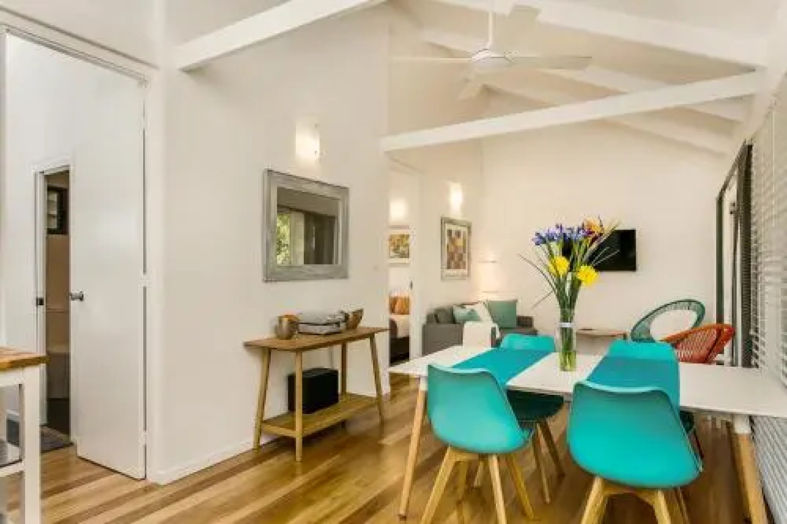 Kookaburra Beach Cottage On Tallow