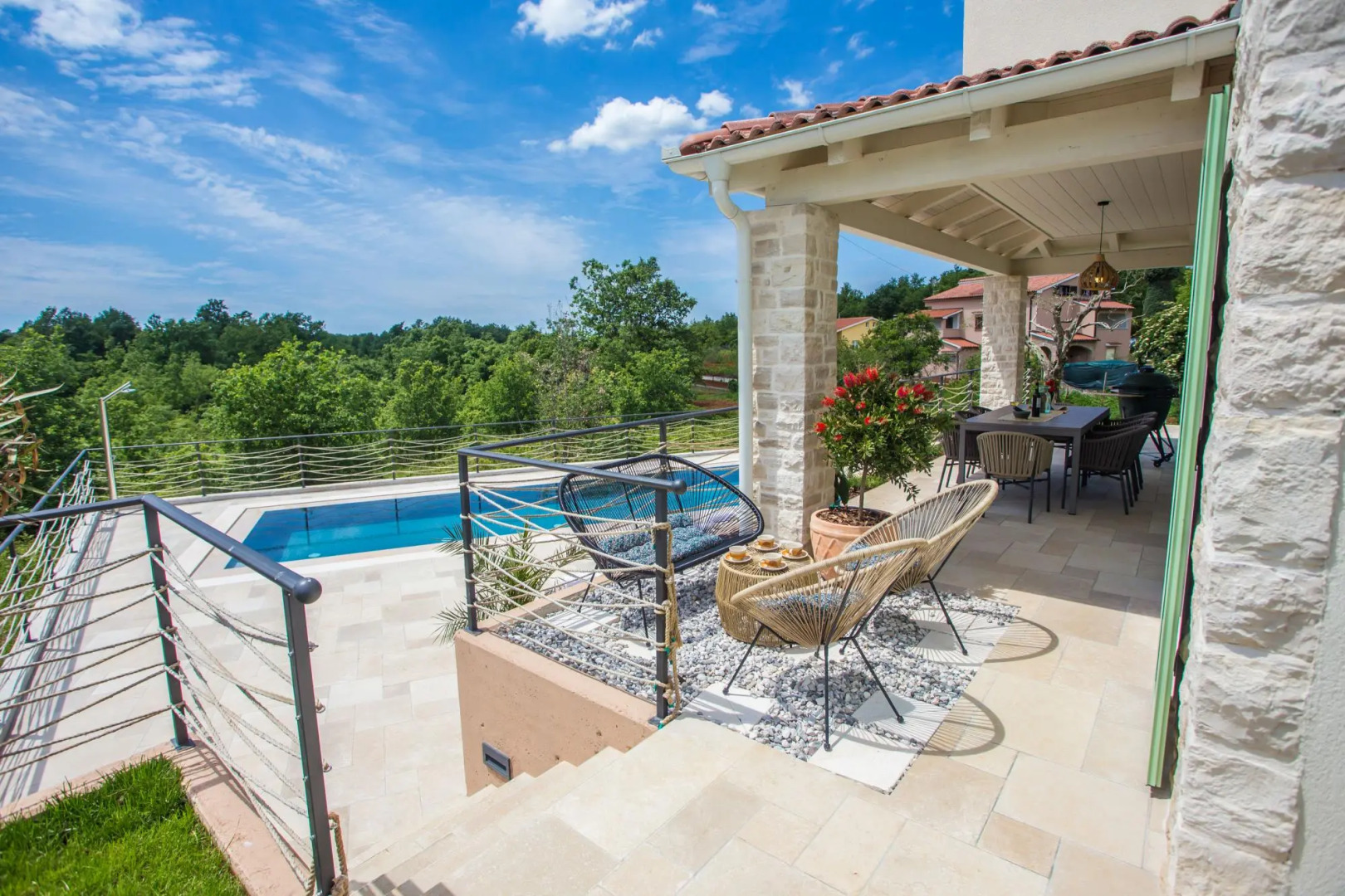 Vita 5 in Visnjan with 4 bedrooms and 4 bathrooms