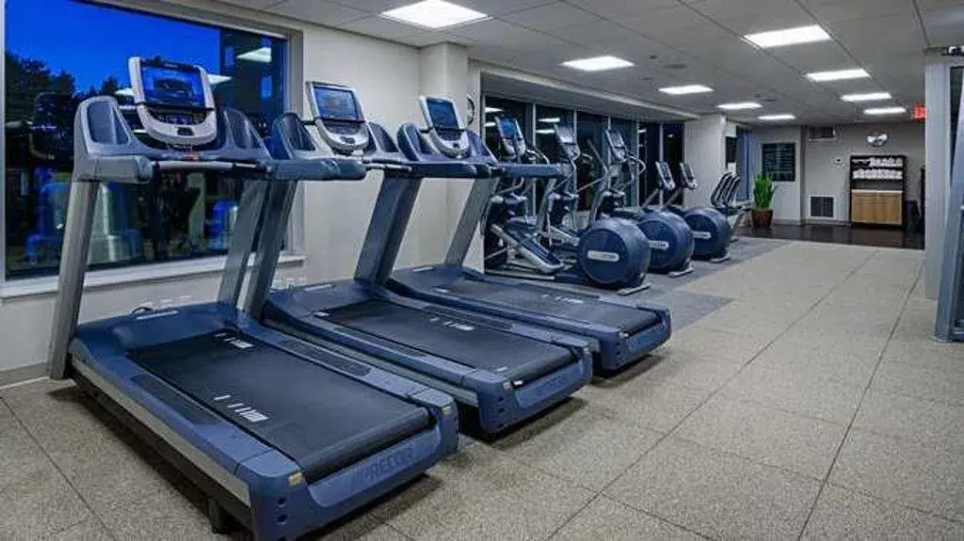 DoubleTree by Hilton Hotel Bristol, Connecticut