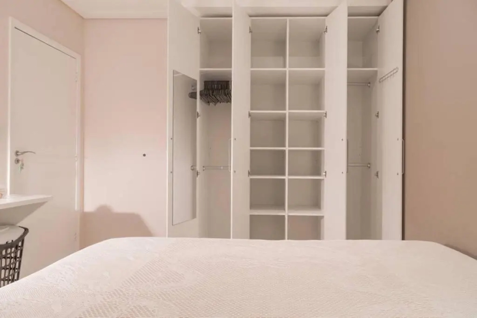 Apto 5 Quartos Avenida Carlos Gomes