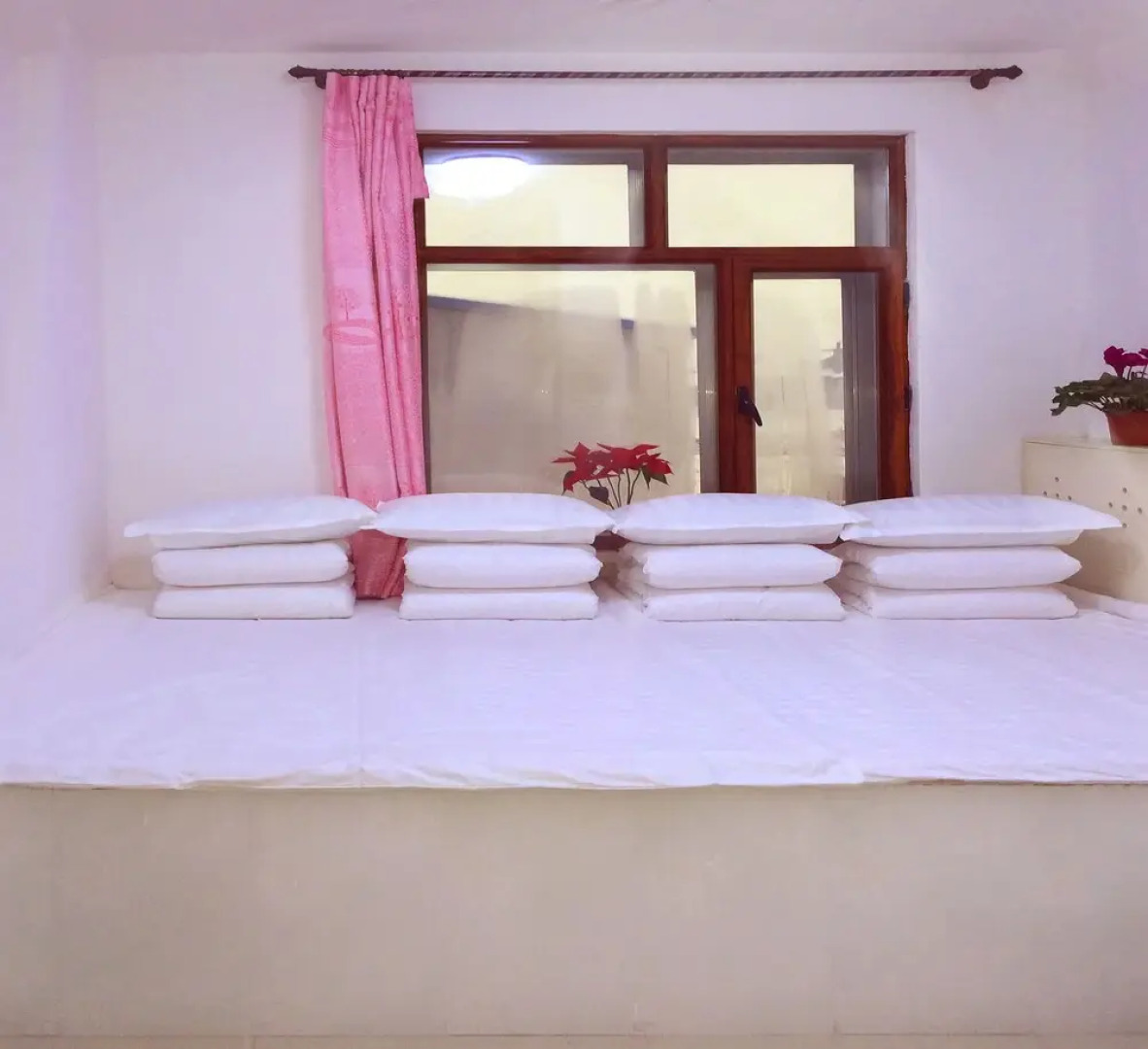 Rime Island Manzhaosongju Inn