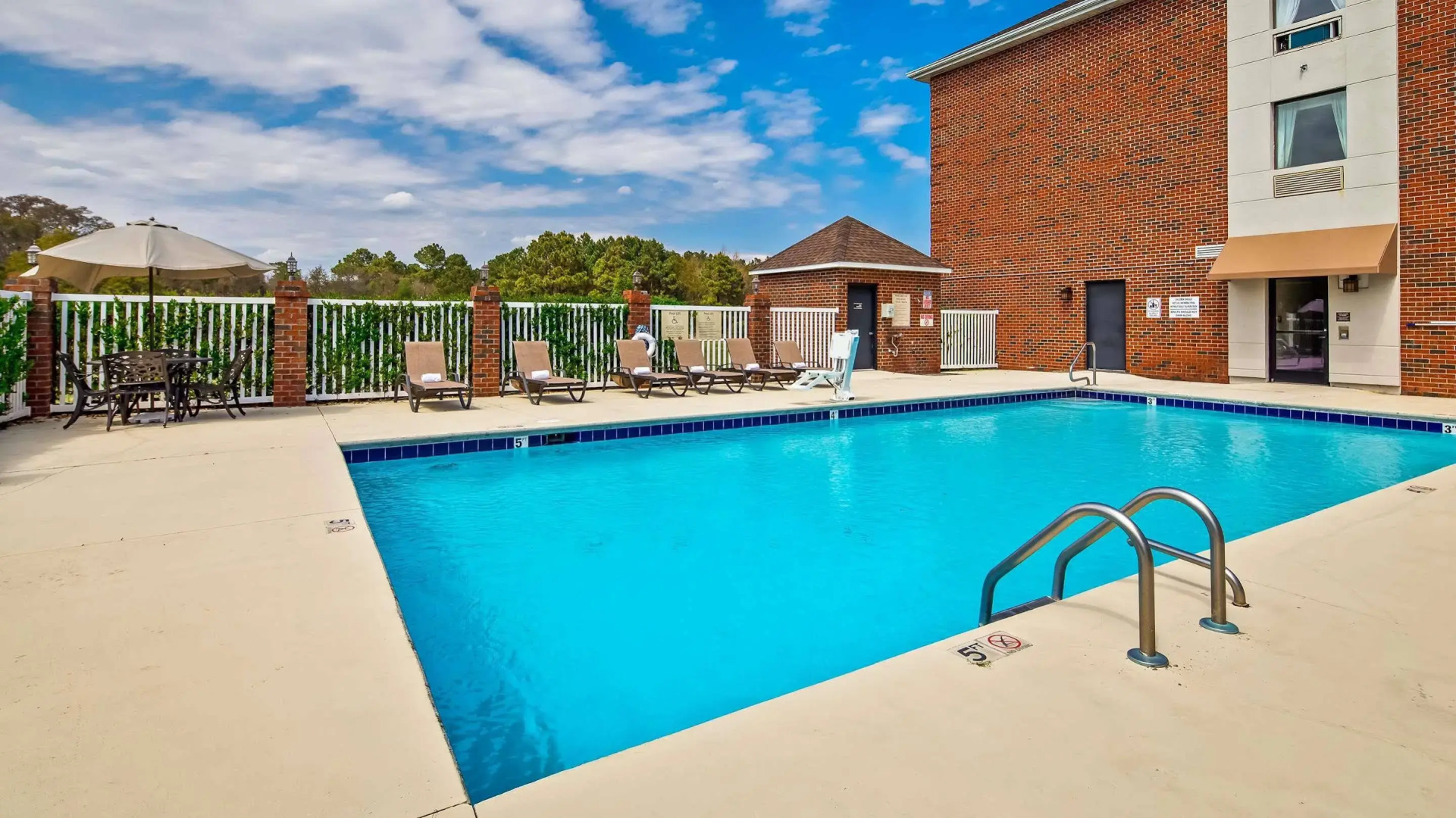 Best Western Plus Swansboro Emerald Isle