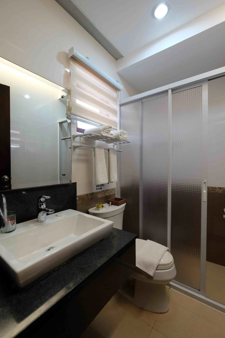 Dive Thru Scuba Resort