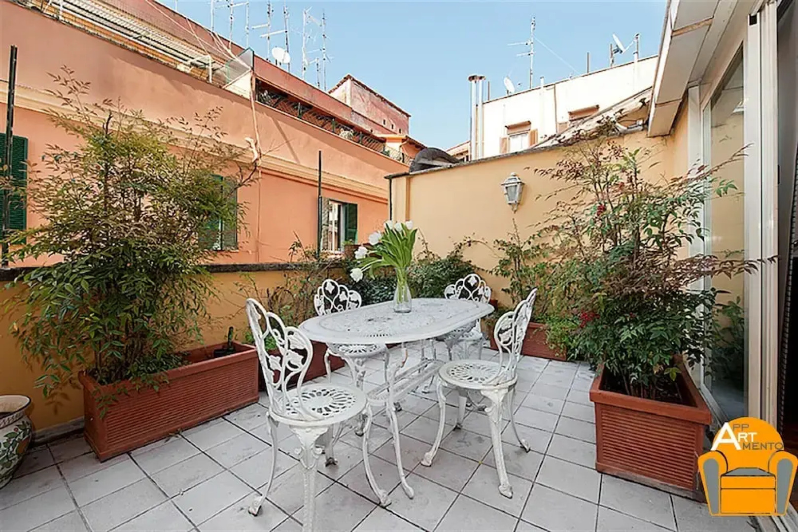 Amleto Apartment
