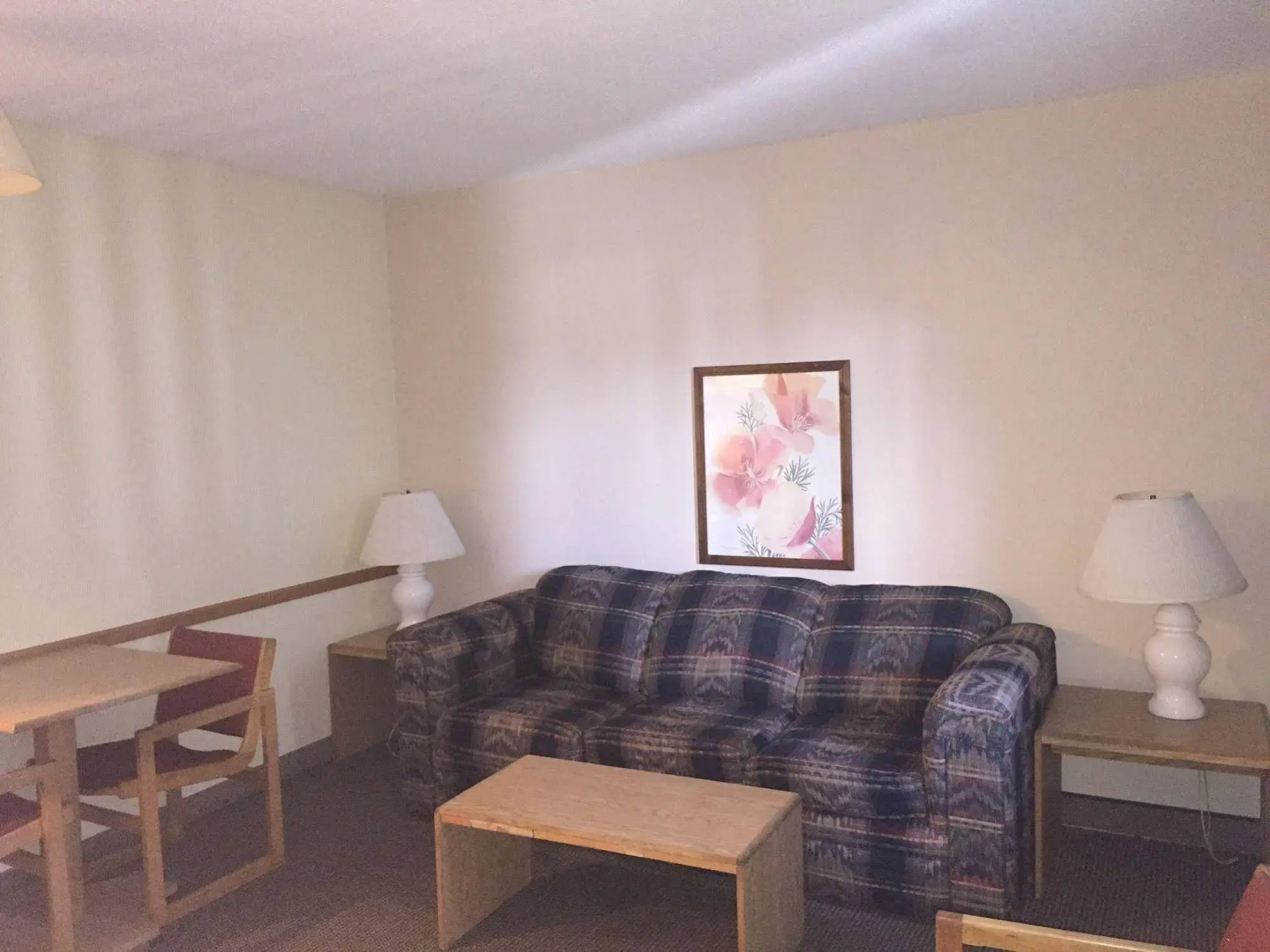 Tyee Village Motel