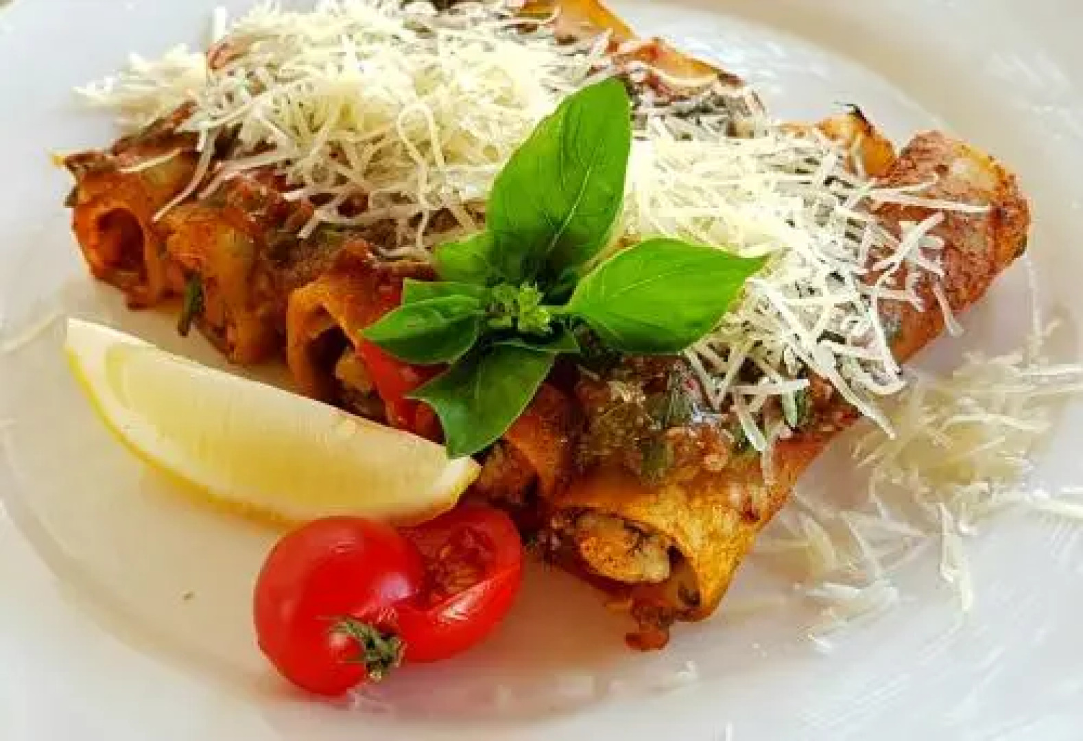 Lux Cottages Alye Parusa