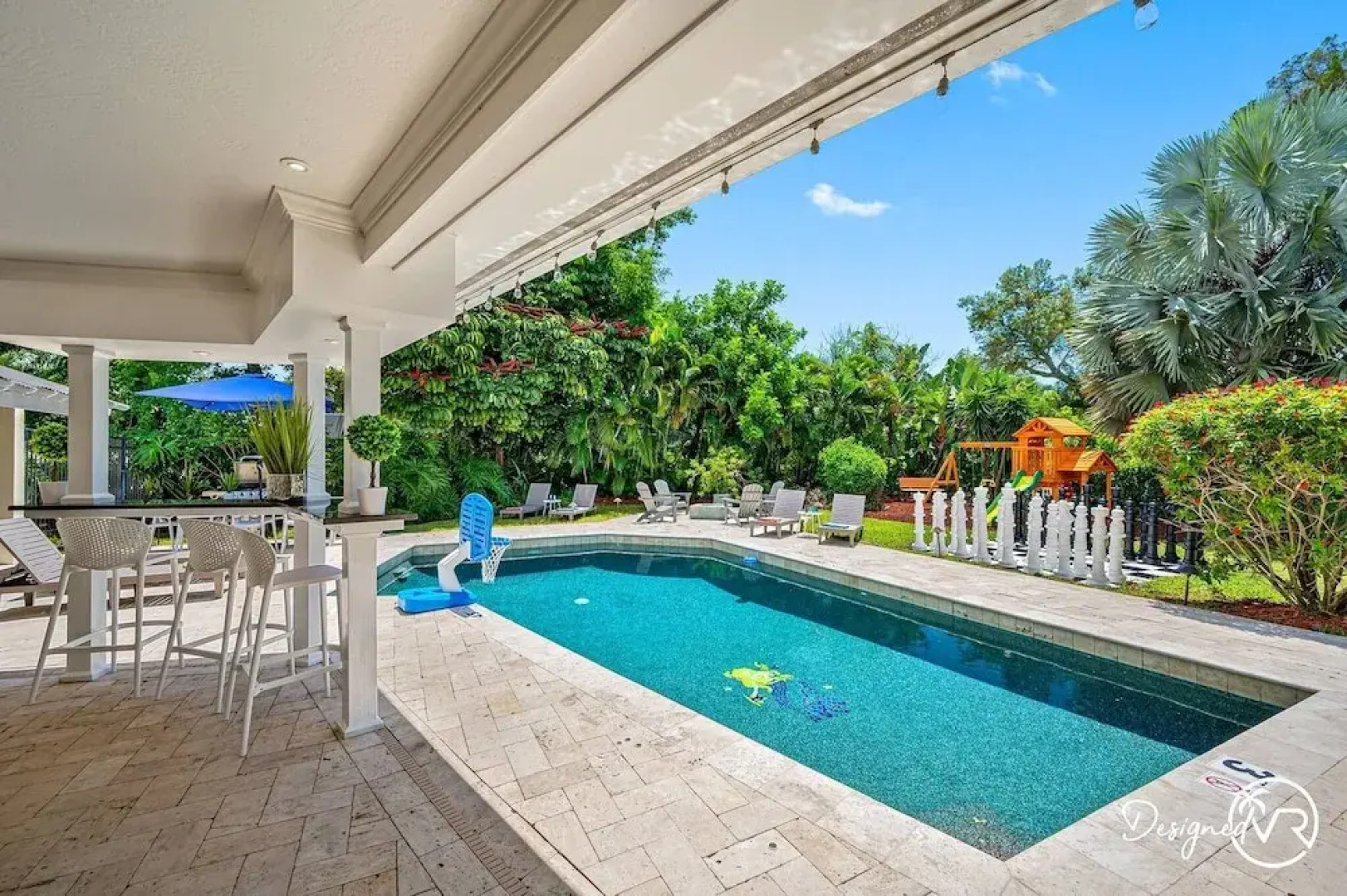 8BR Villa with Heated Pool Near Beach