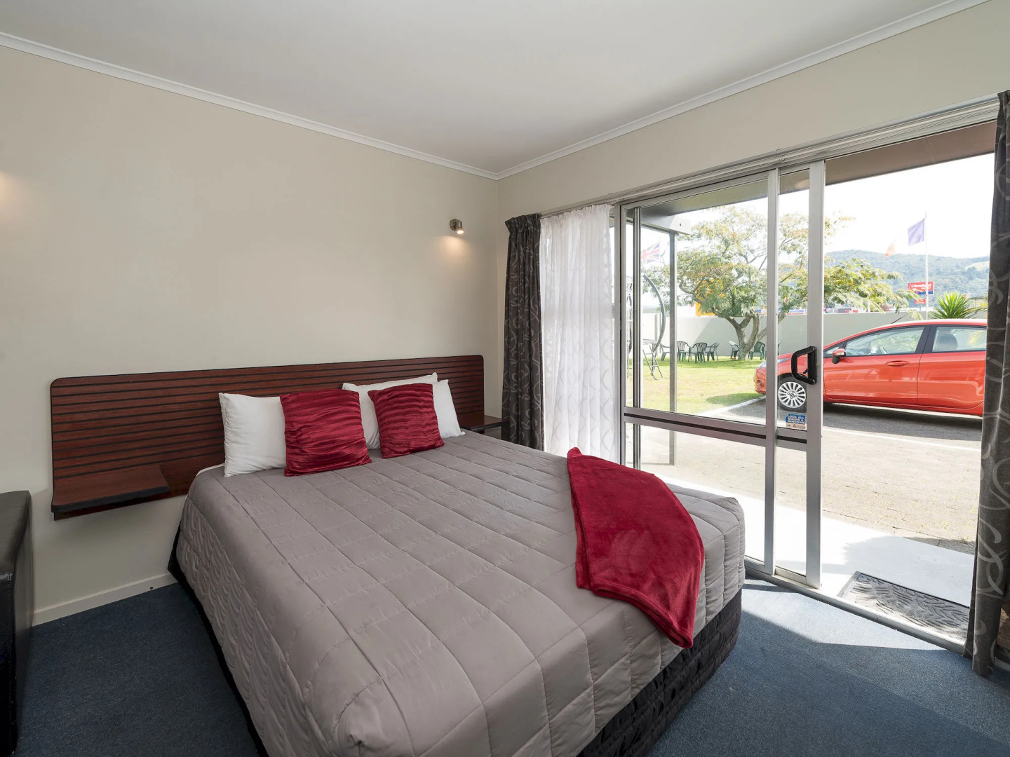 Red Rock Thermal Motel