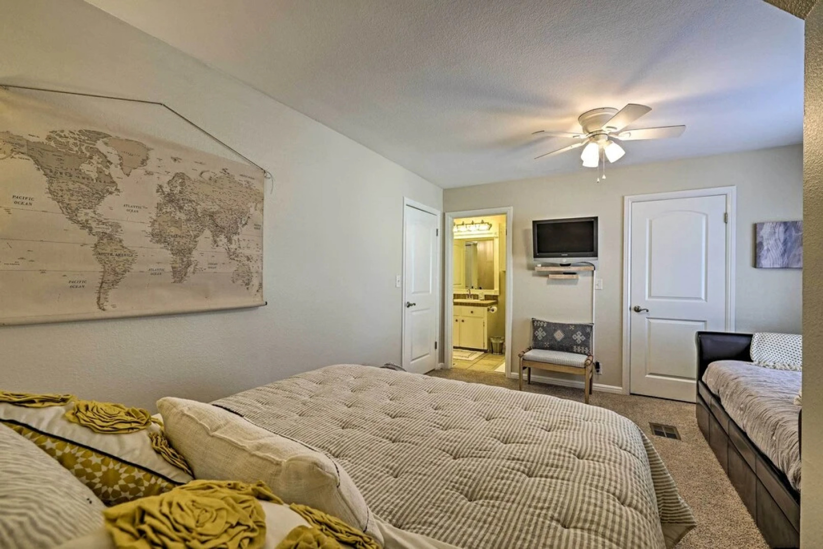 Modern Townhome w/ Patio, Next Door to Resort