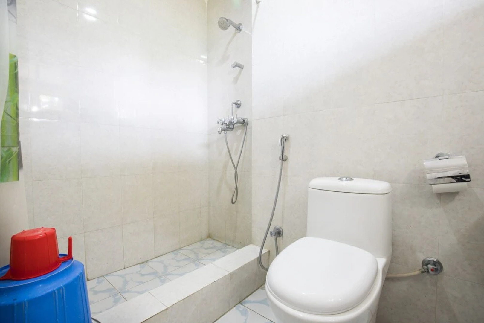 Avocado and Orchid Resort