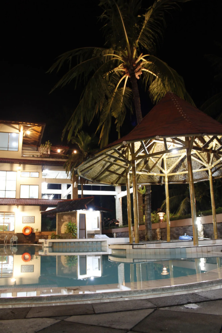 Surya Pesona Beach Hotel