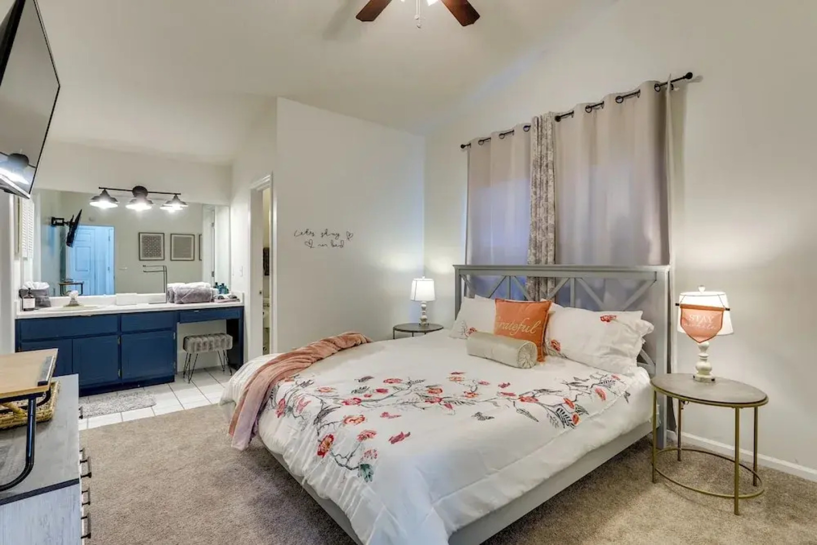 Relaxing Lynn Haven Escape w/ Screened Porch!