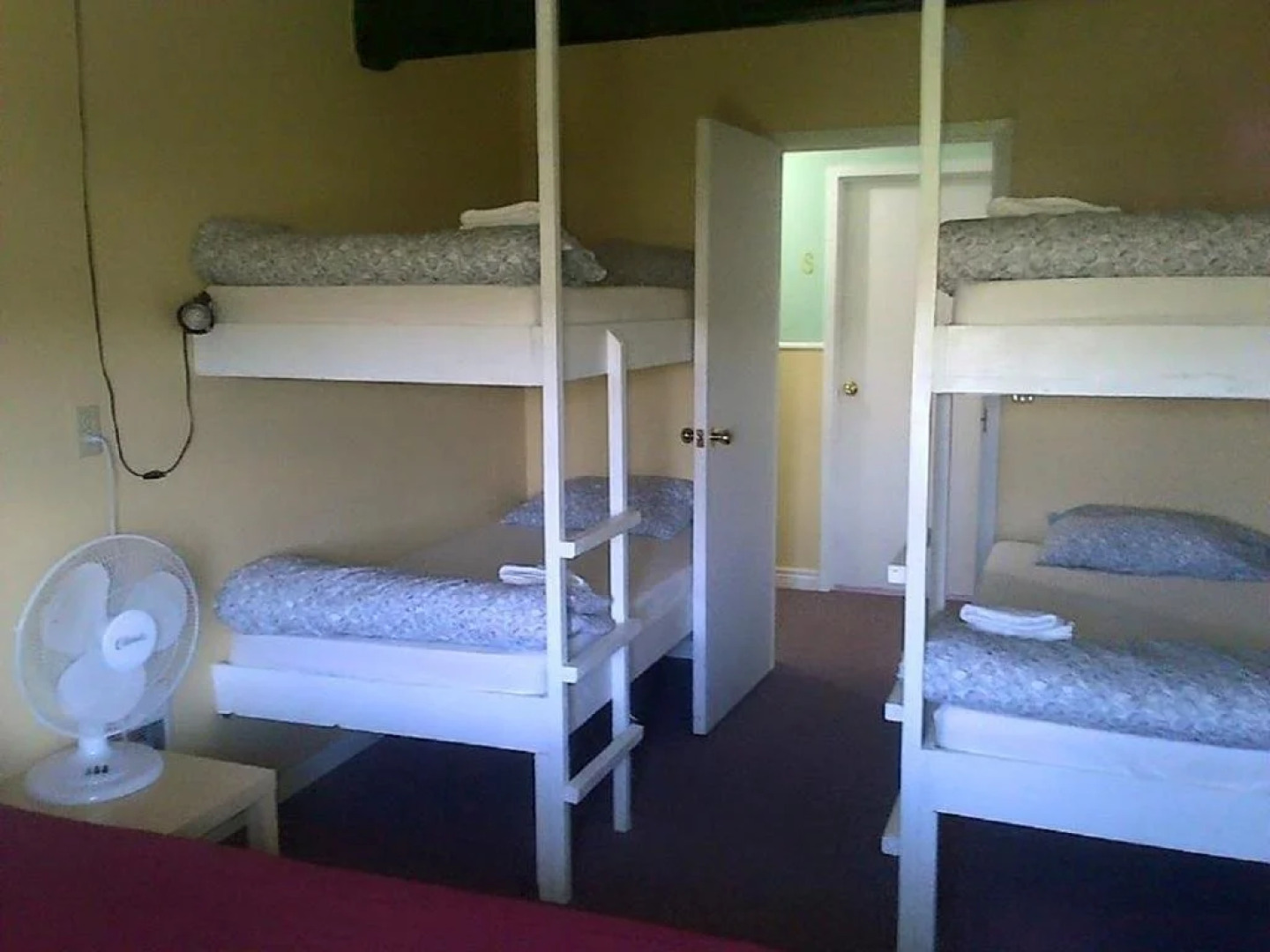 Brackley Beach Hostel