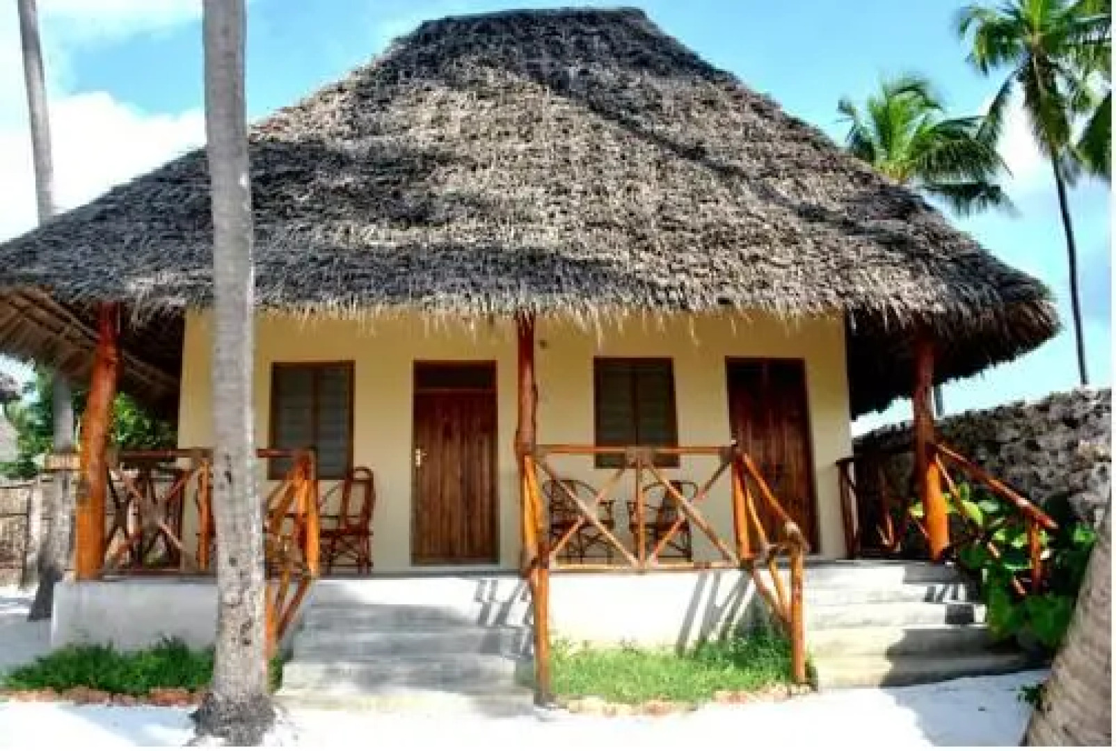 KS Beach Bungalows and Restaurant