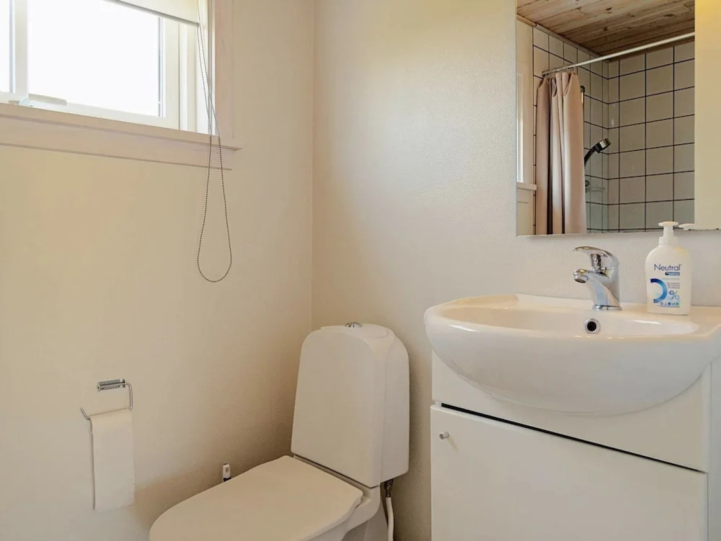 6 Person Holiday Home in Gudhjem