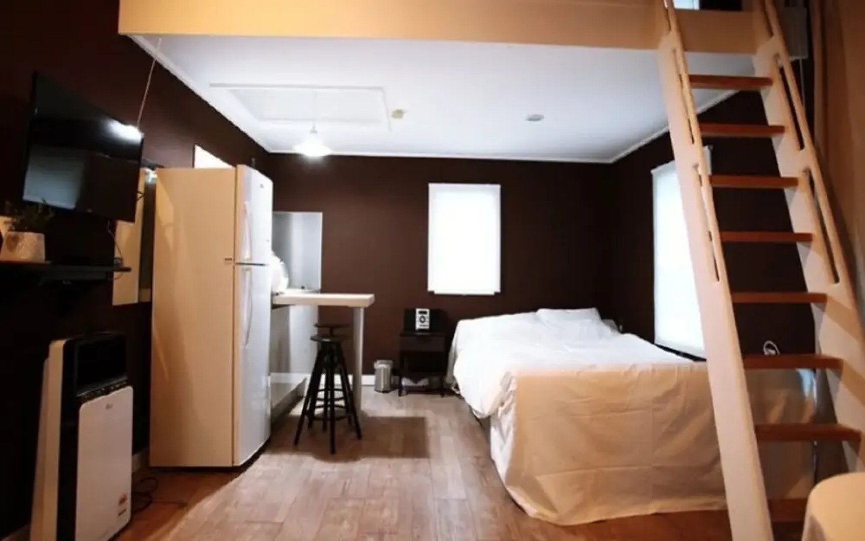 Hongcheon Orange Pekoe Pension