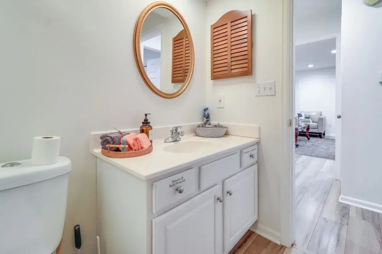 7 Mi to Downtown: Toledo Apt Near Franklin Park