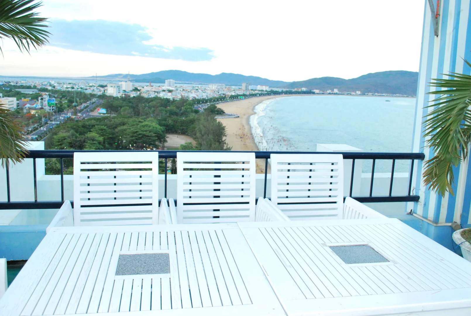 Seagull Hotel