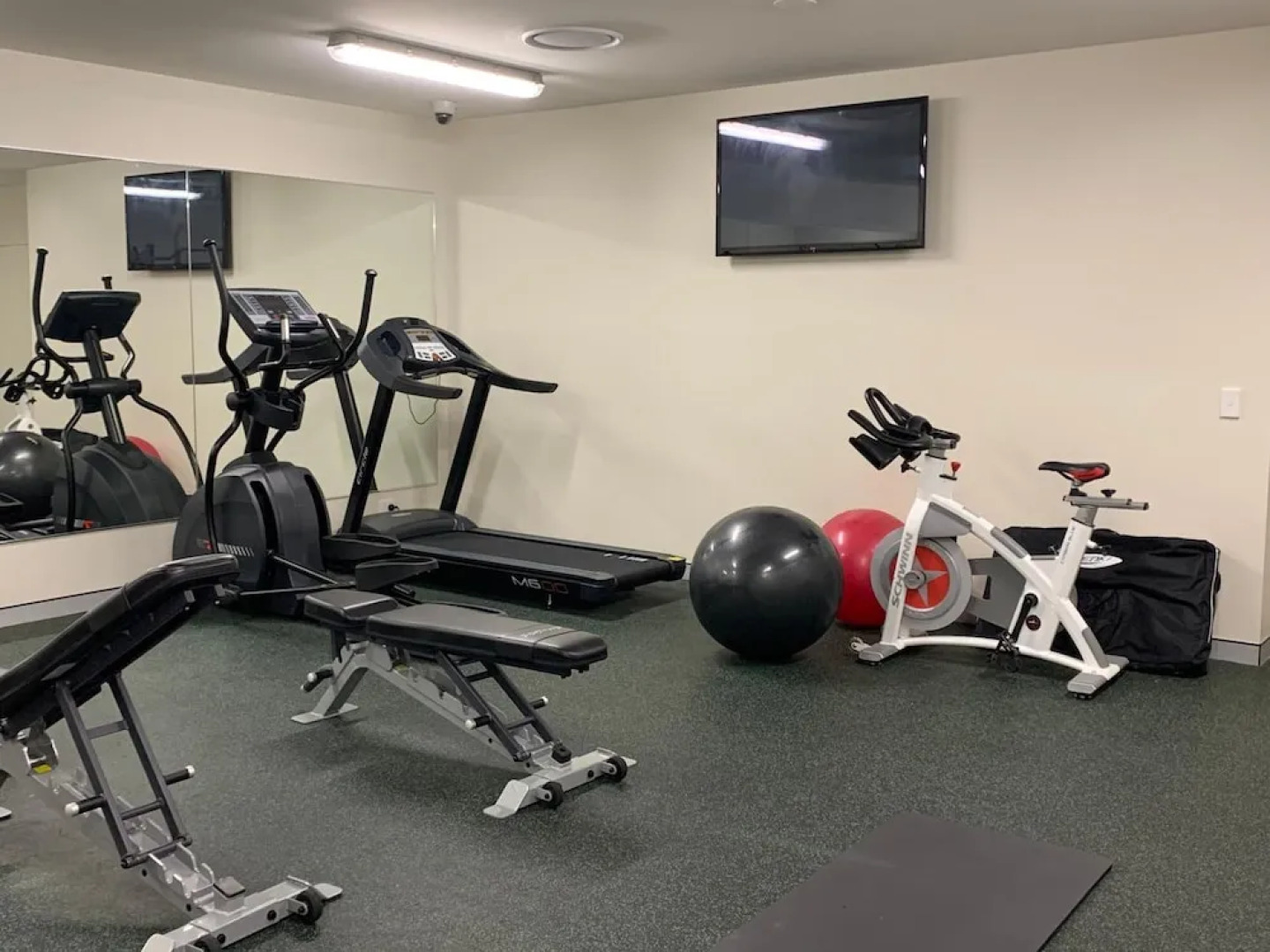 Alexandra Hills Hotel Suites