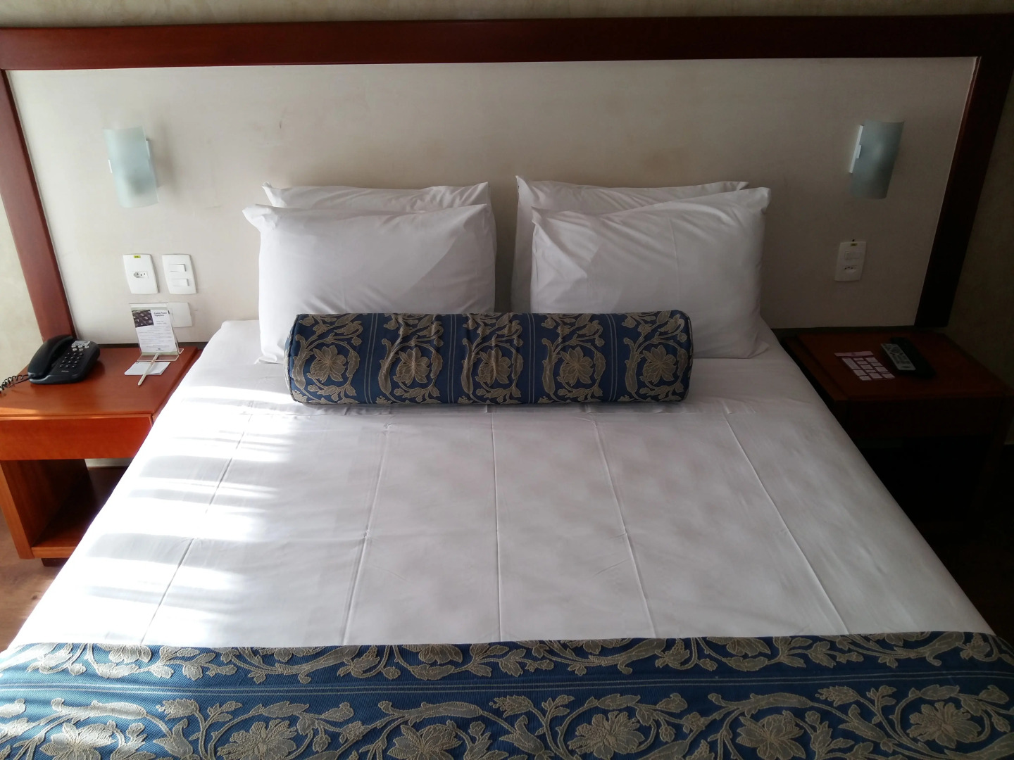 Metropolitan Hotel by Atlantica