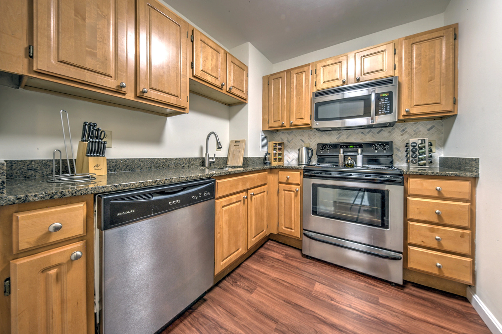 Stylish Flex-cation Space in Back Bay!