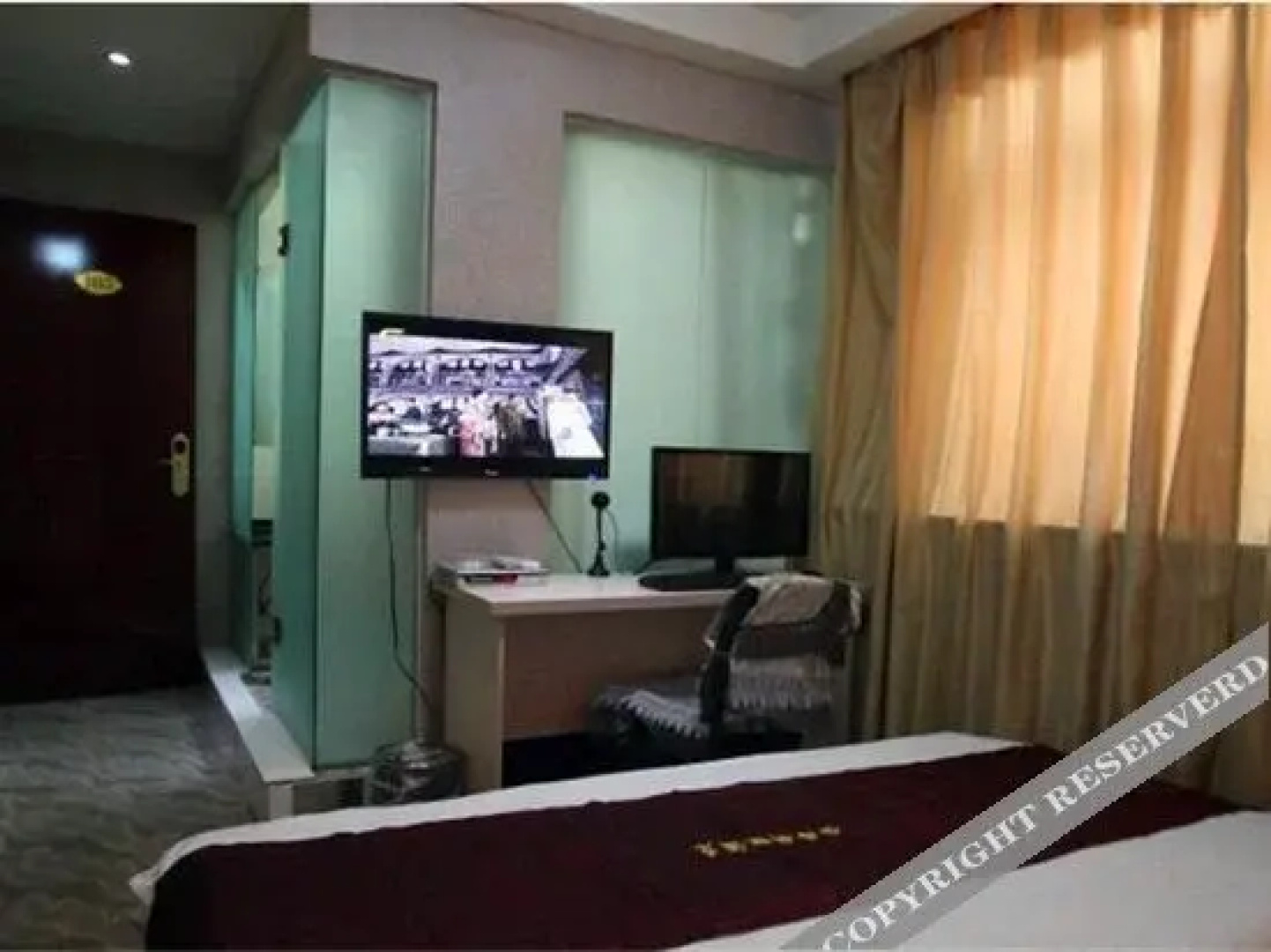 Yilu Express Hotel