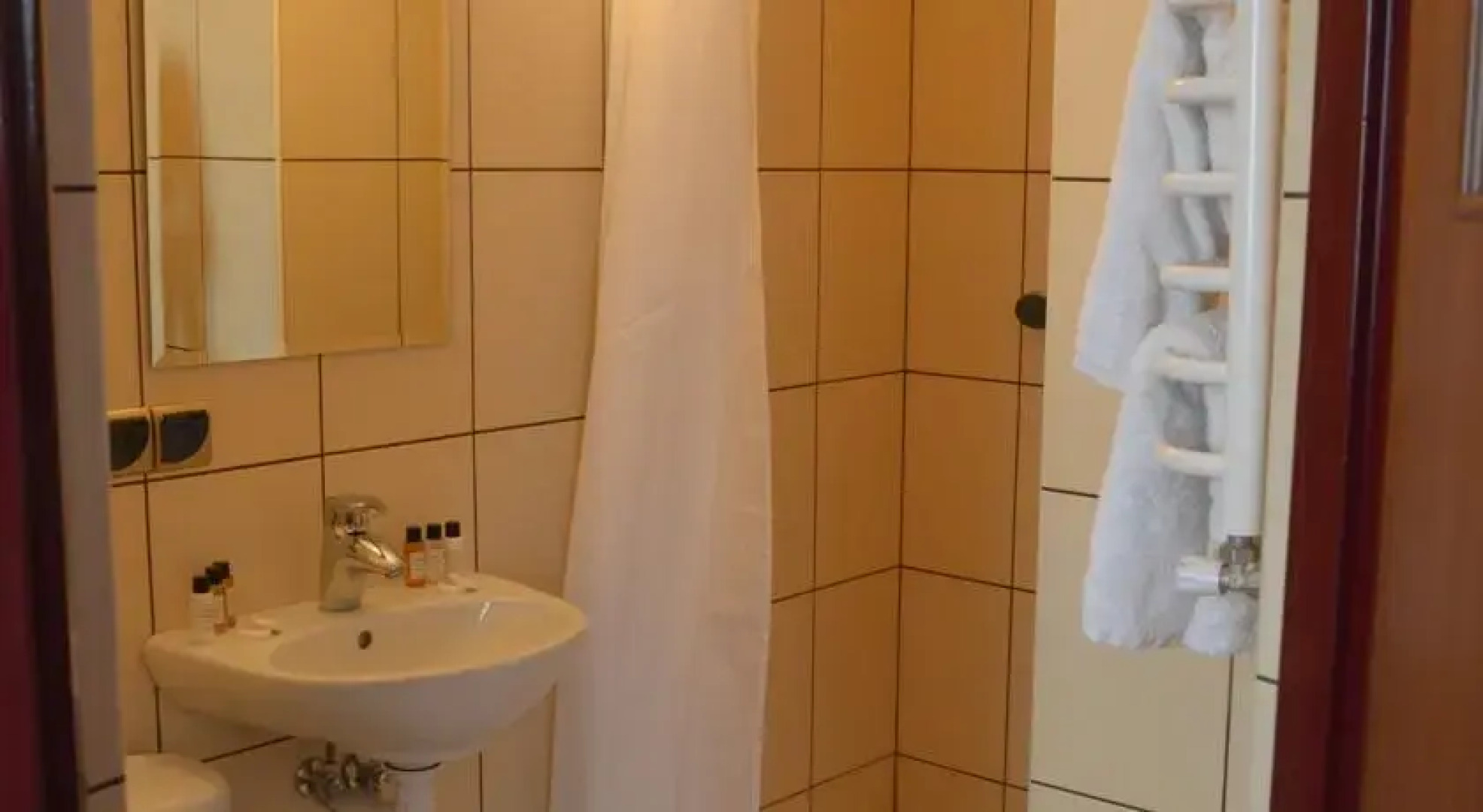 Sala Bankietowa i Pokoje Gościnne