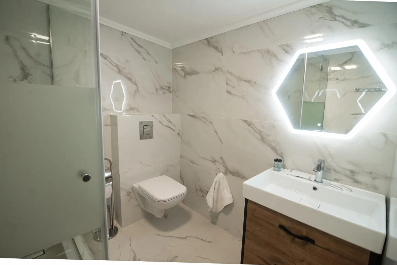 Hotel X.O. (Икс О)