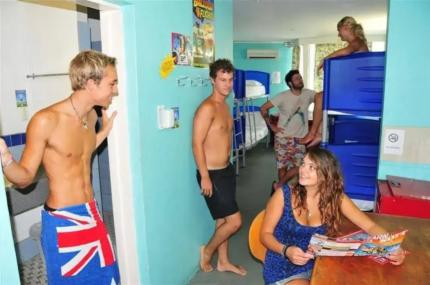 Nomads Esplanade Backpacker