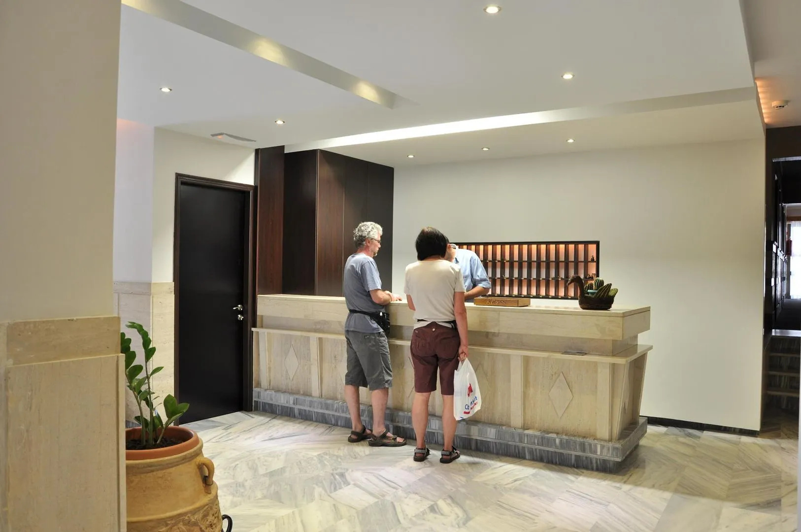 Dimitris Paritsa Hotel