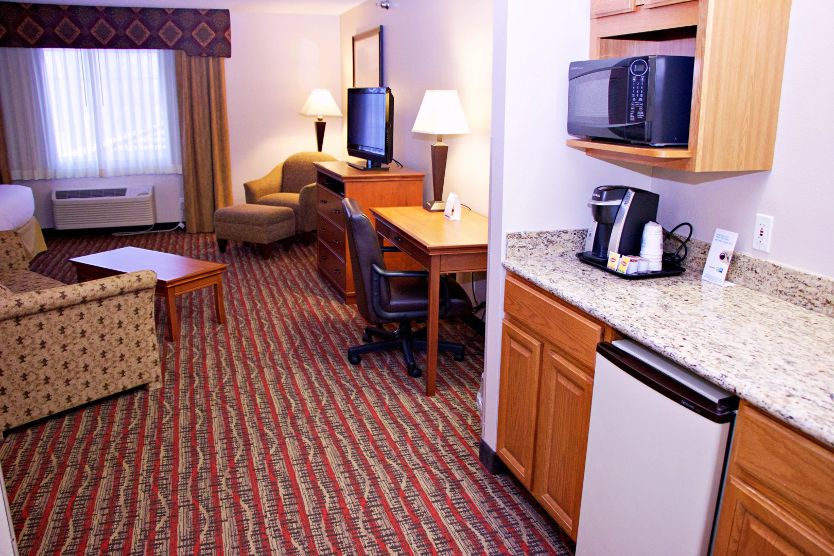 Holiday Inn Express & Suites Fort Pierre by IHG