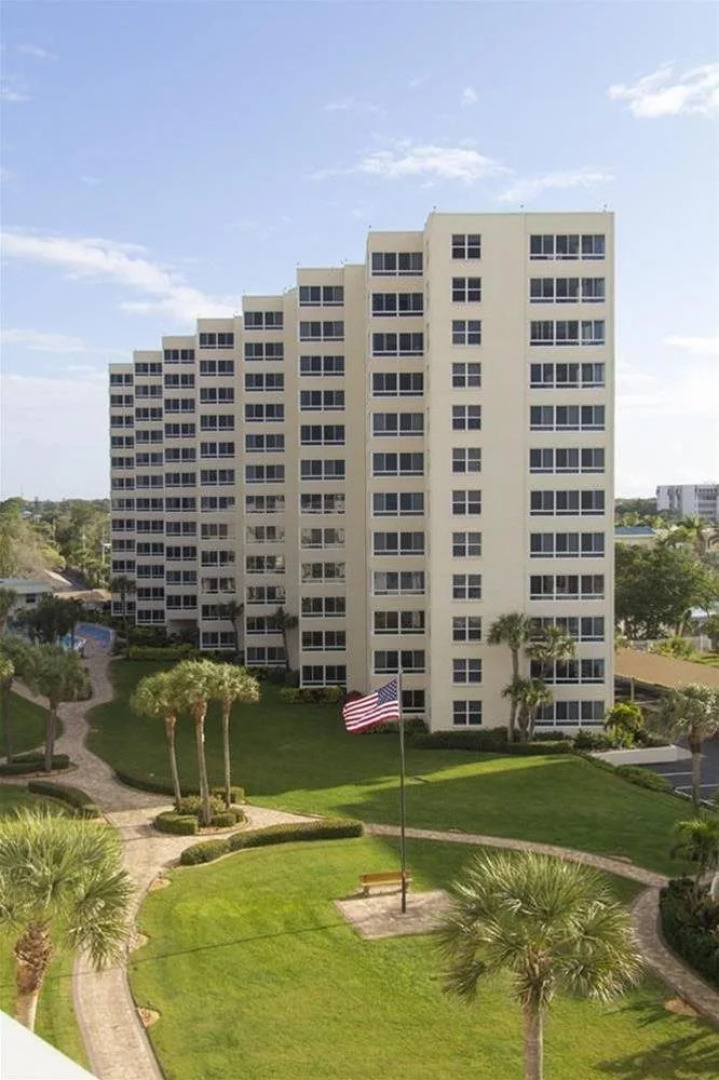 Sarasota Surf and Racquet Club