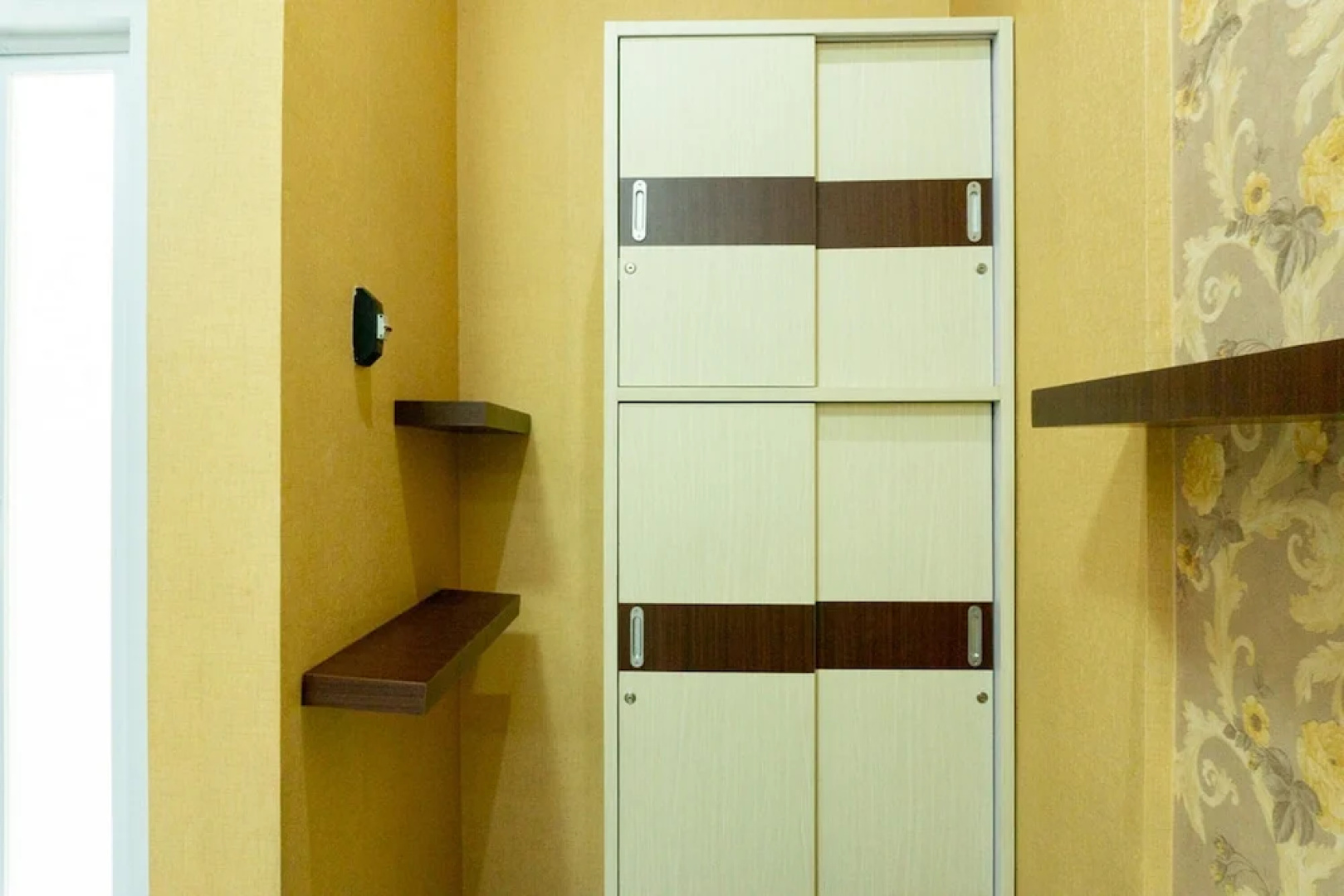 RedDoorz near Benteng Van Den Bosch