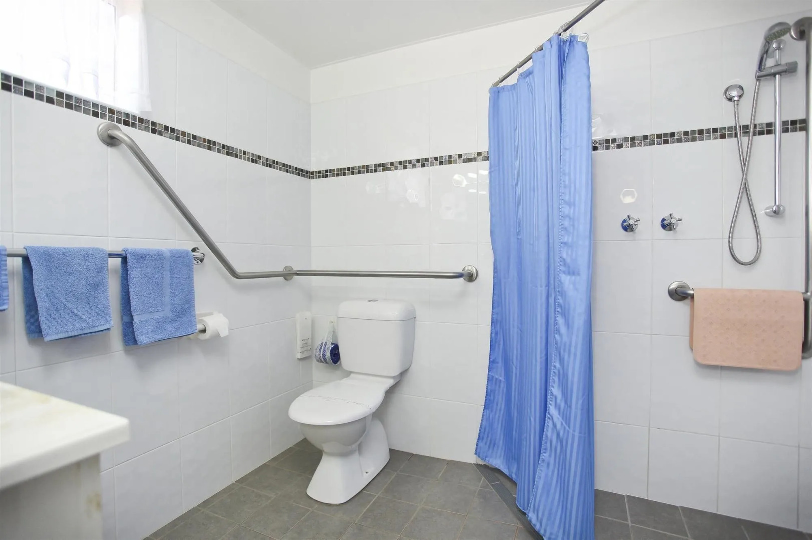 Blue Diamond Motor Inn