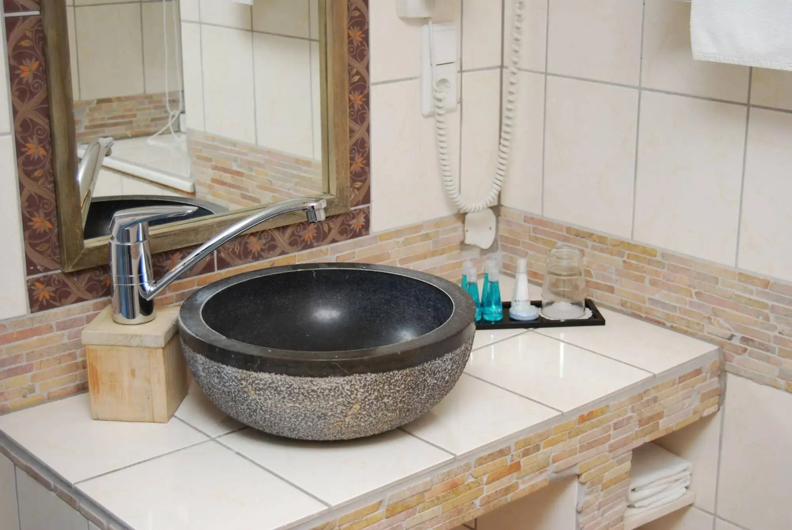 Отель Hansalinn