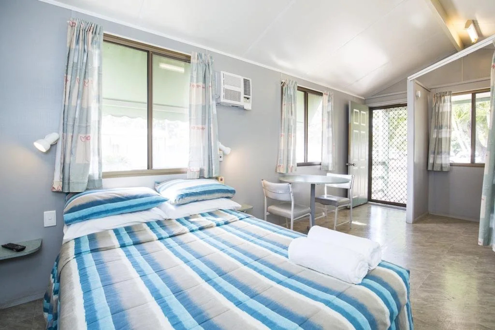 Secura Lifestyle Magnetic Gateway Townsville