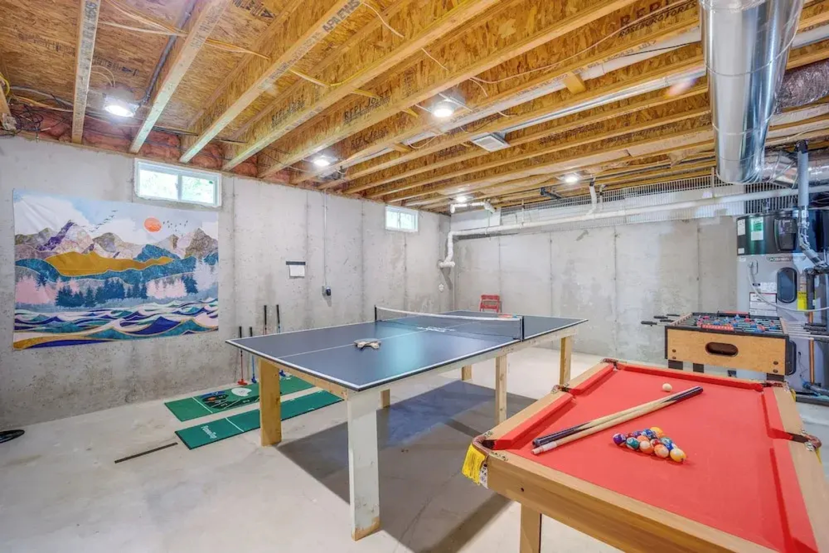 5 Mi to Schuss Mtn: Family Getaway w/ Game Room