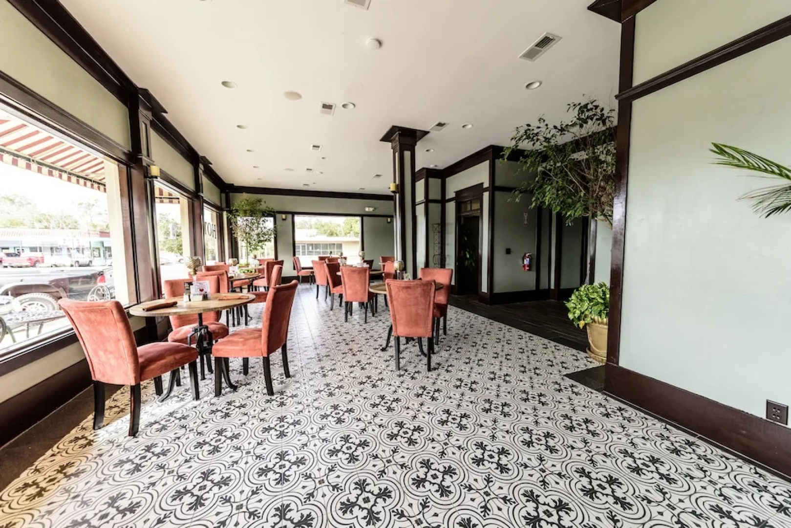 Hotel DeFuniak