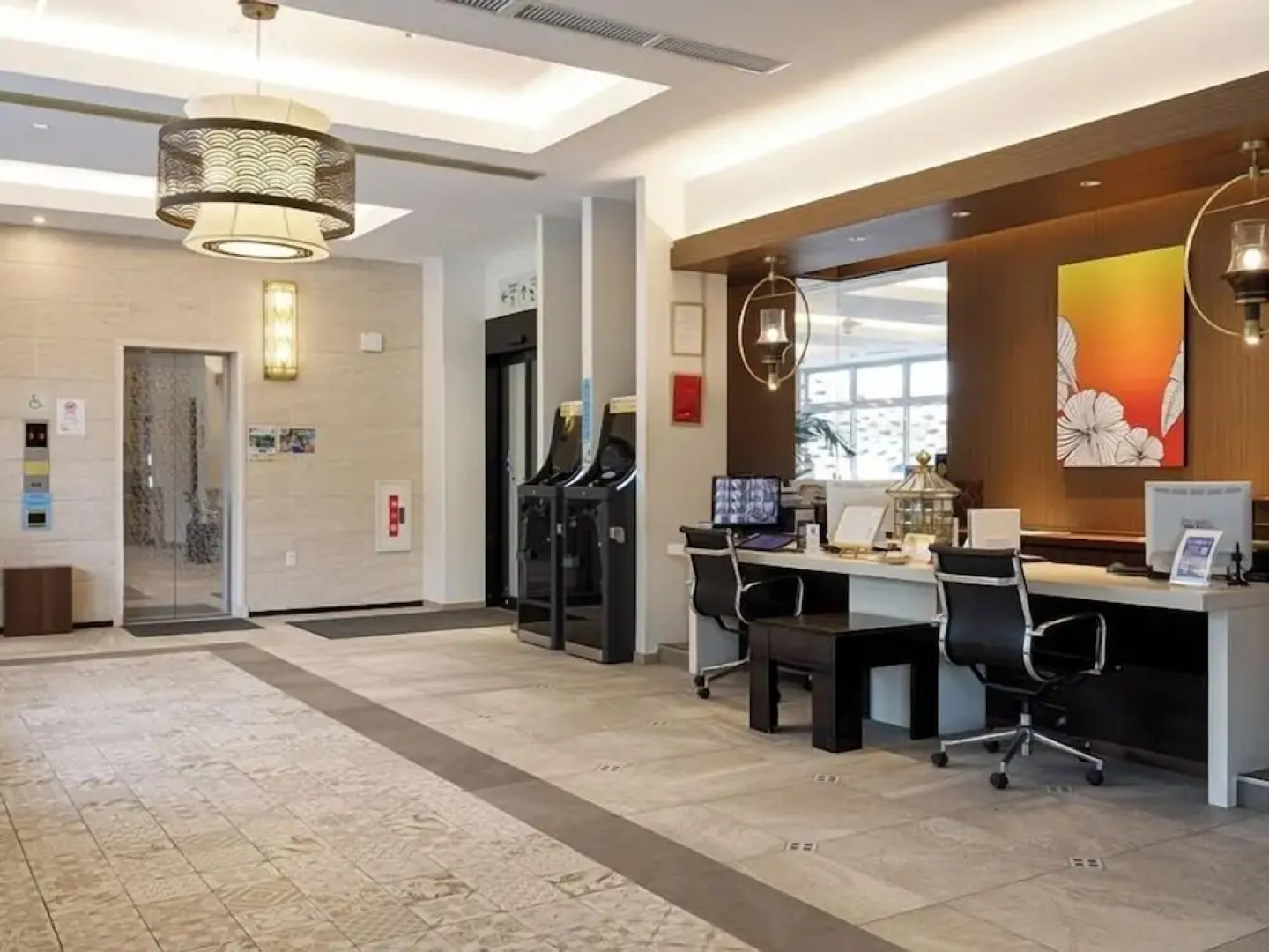 Kariyushi LCH Resort