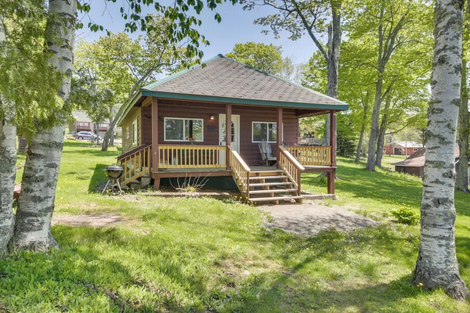 Picturesque Maine Getaway w/ Lake Access!