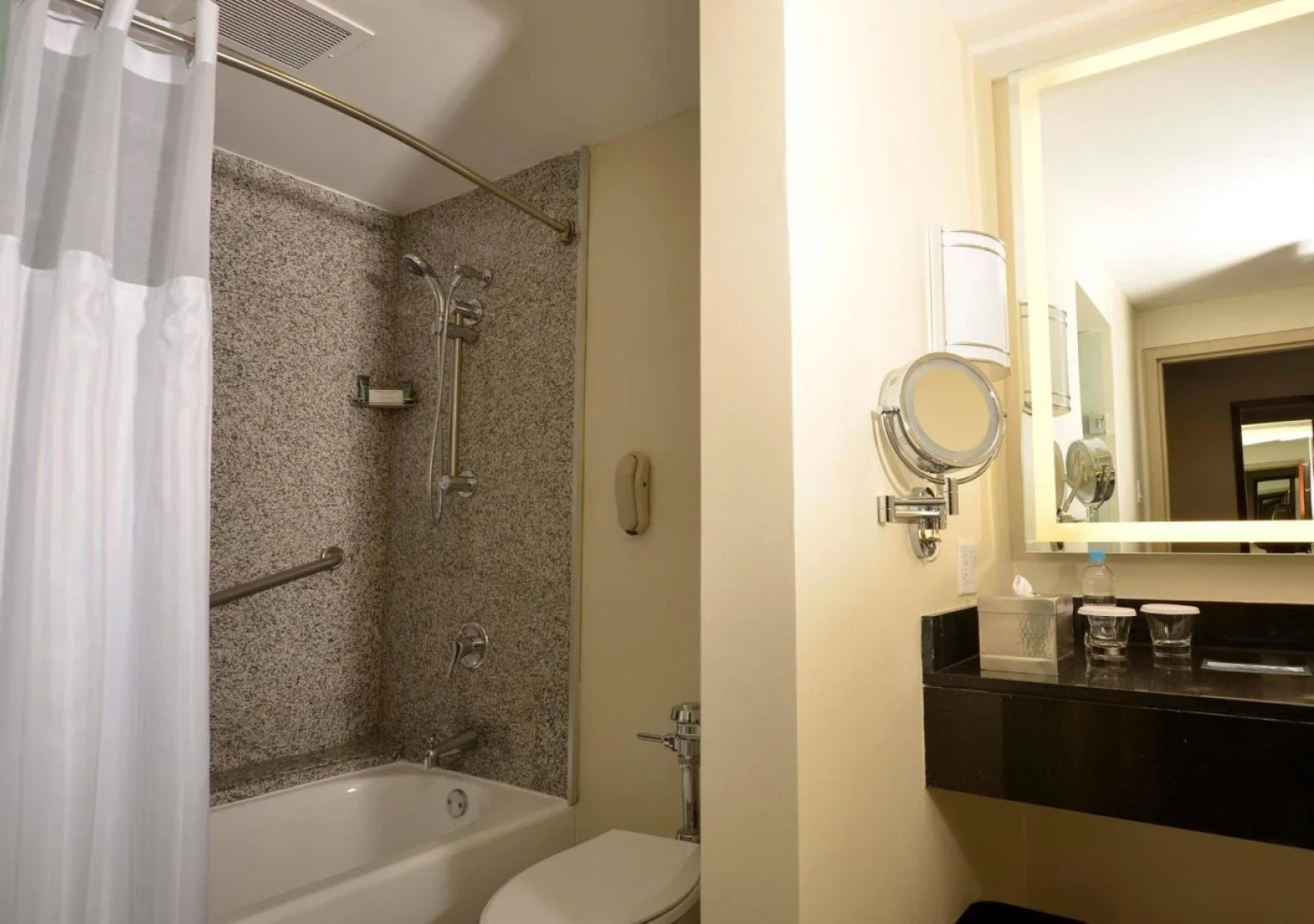 Hilton Colon Guayaquil