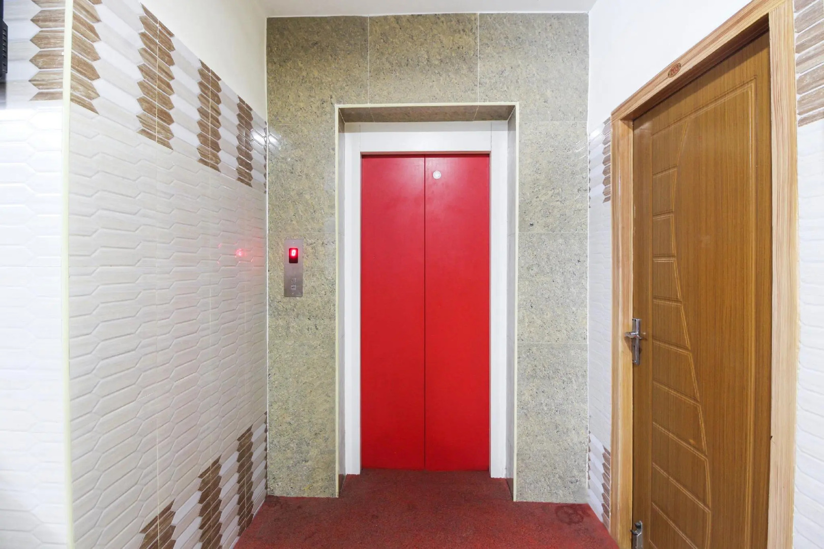 OYO 61145 J.K.S. Deluxe Lodge