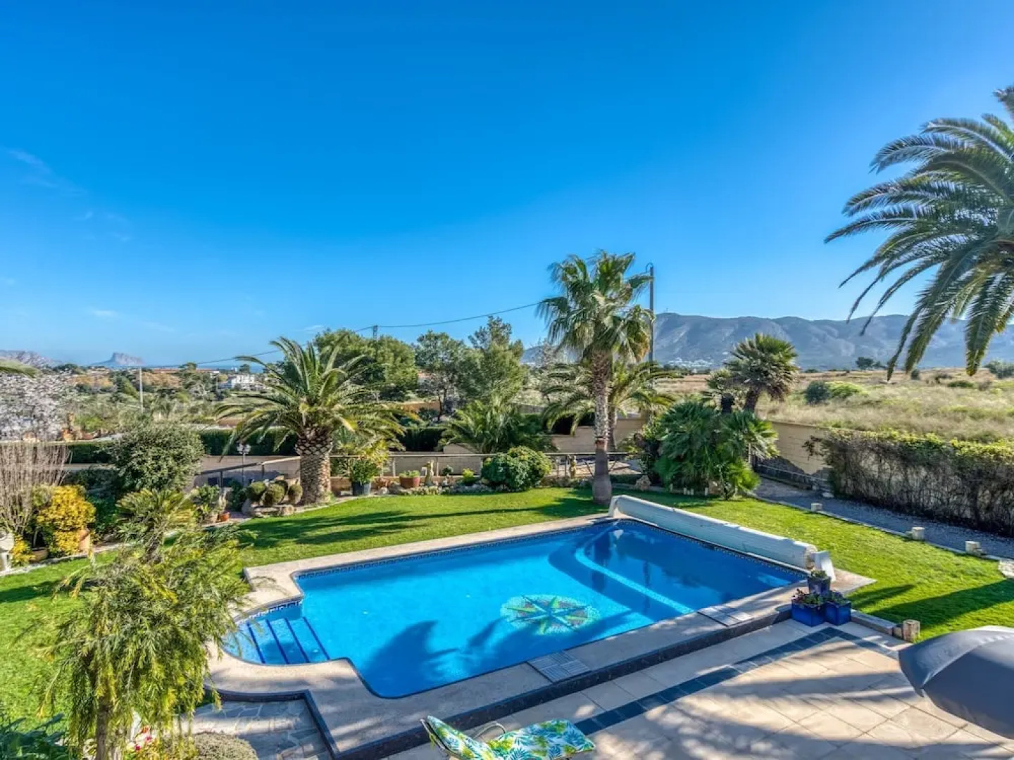 Deluxe Apartment in Albir With Pool & Garden