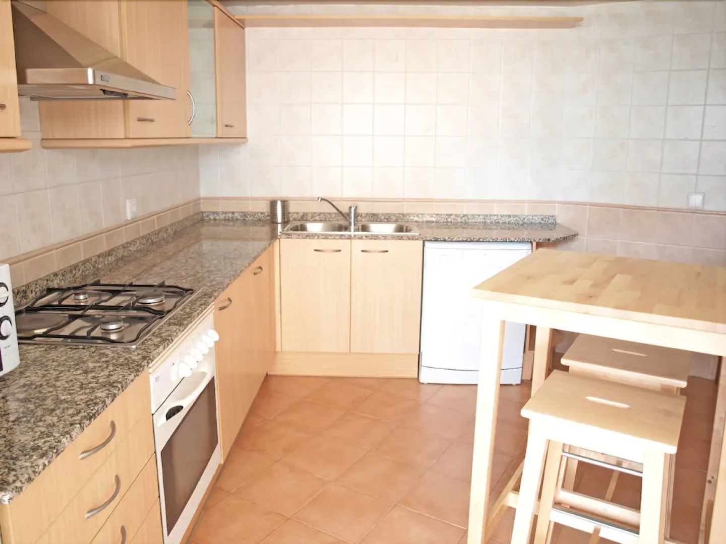 ApartUP Blue Opera View