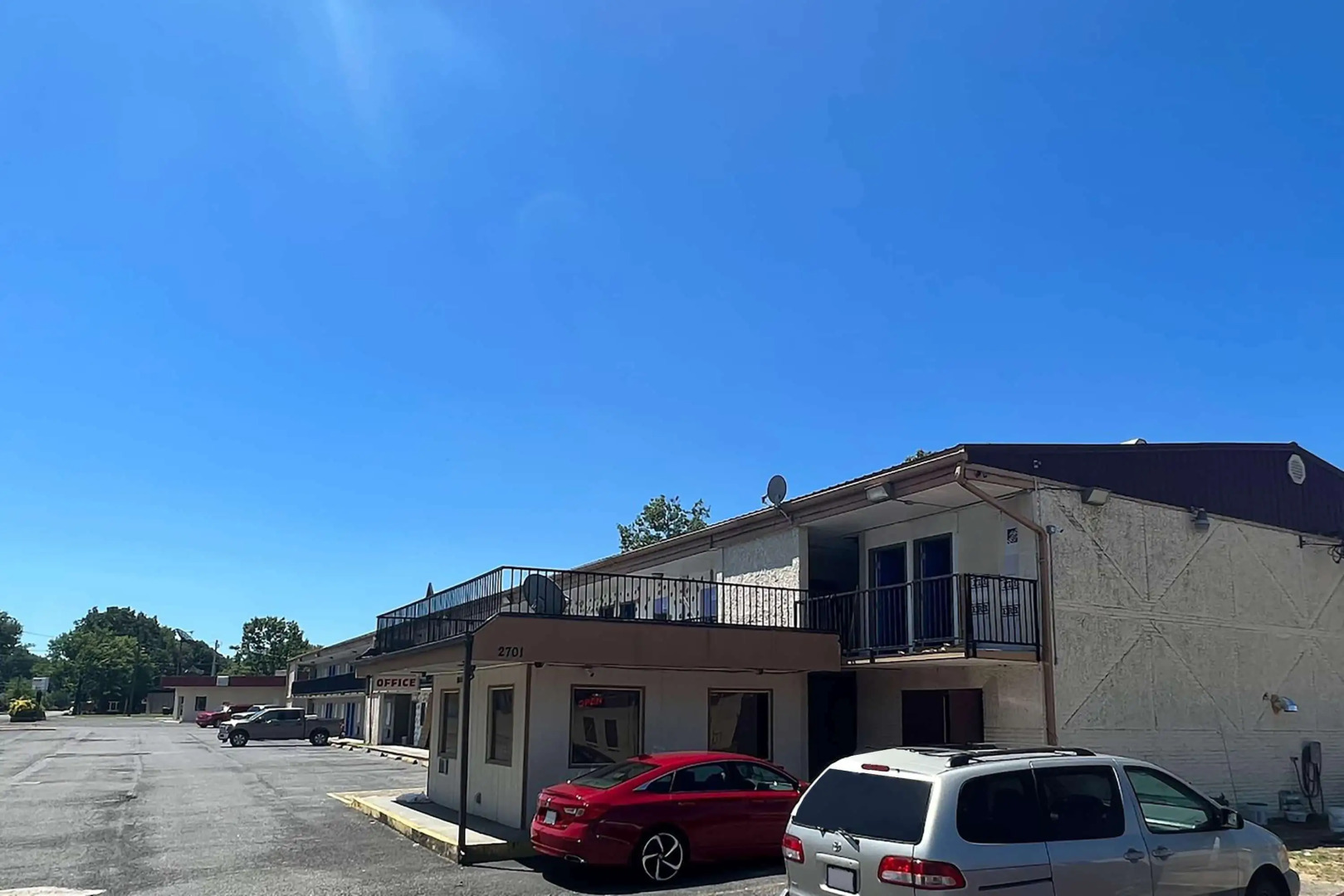 Super 8 by Wyndham Paducah I-24 Exit 4