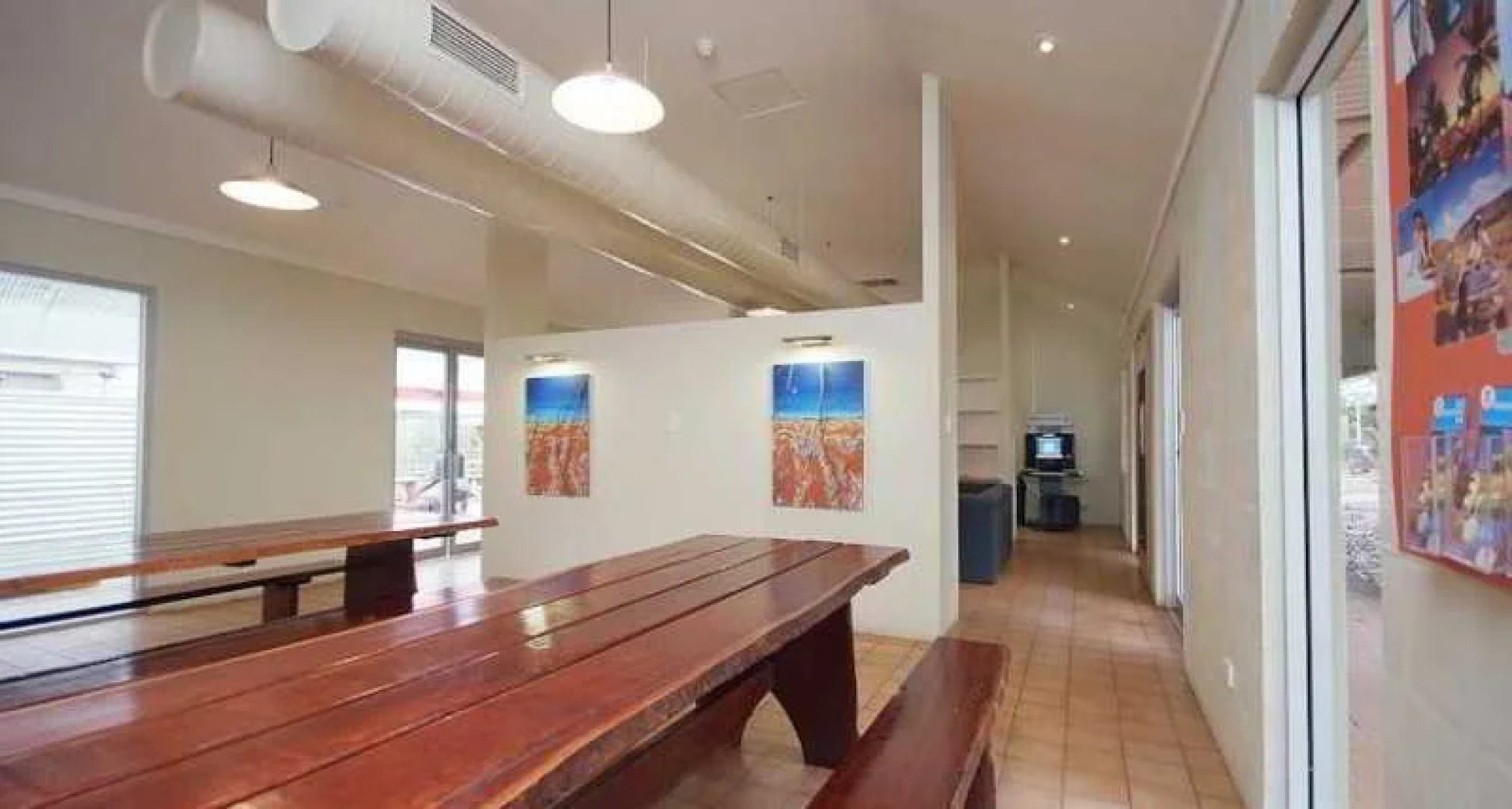 Outback Pioneer Hotel